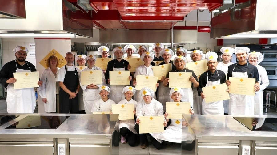 Gli studenti tedeschi del BKLM Ahaus in Alba Accademia Alberghiera per un viaggio nell’eccellenza enogastronomica piemontese